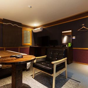 Hotel Leaders